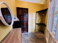 Basic Beach Front Family Room for 6 Persons