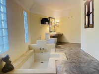 วิลล่าบนเนินสูง